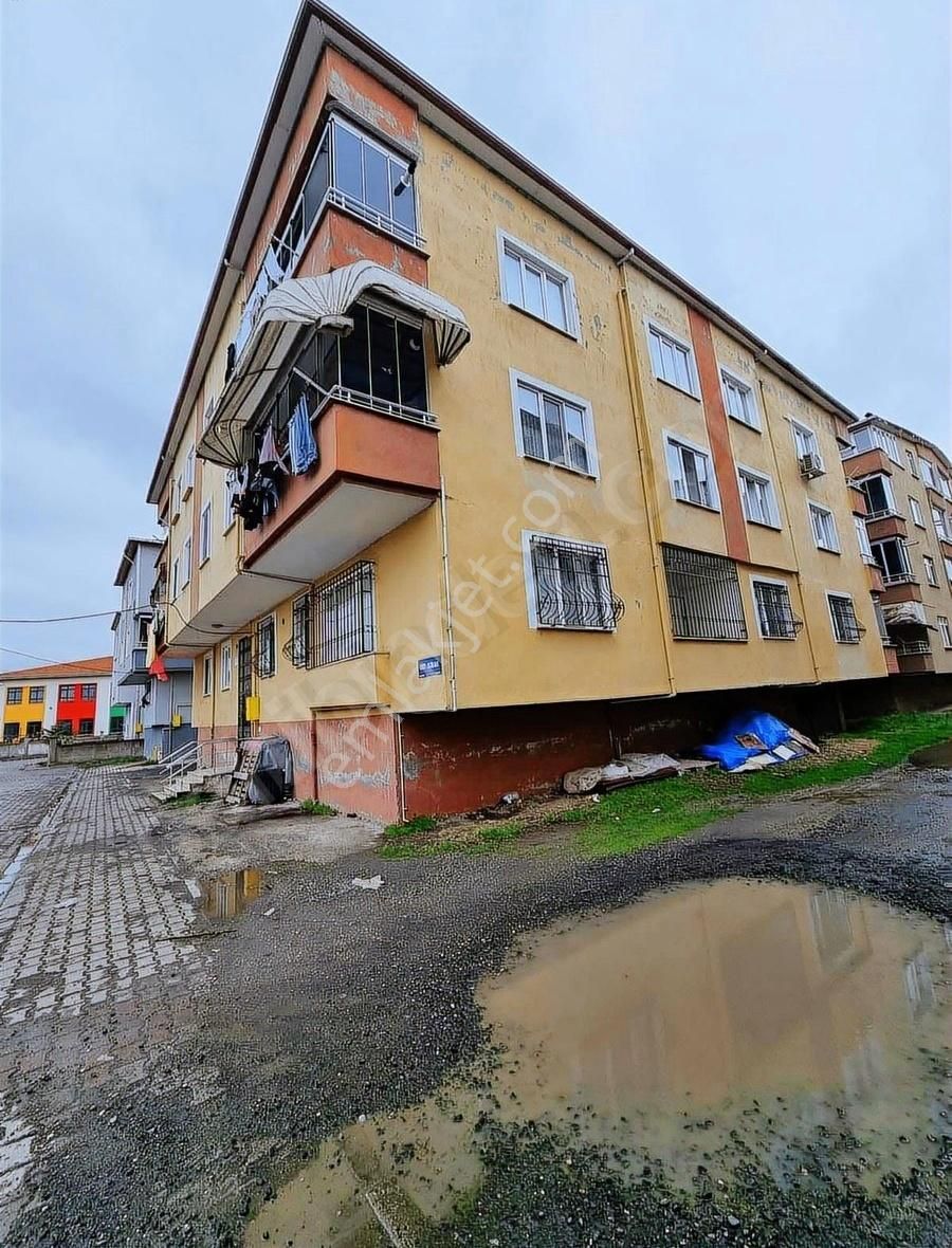 Sevgi Emlaktan Ortamahalede Satılık Daire