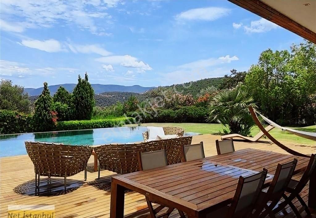 Bodrum Gölköy'de Prestijli Site'de Satılık 5+1 Villa - Görsel 8