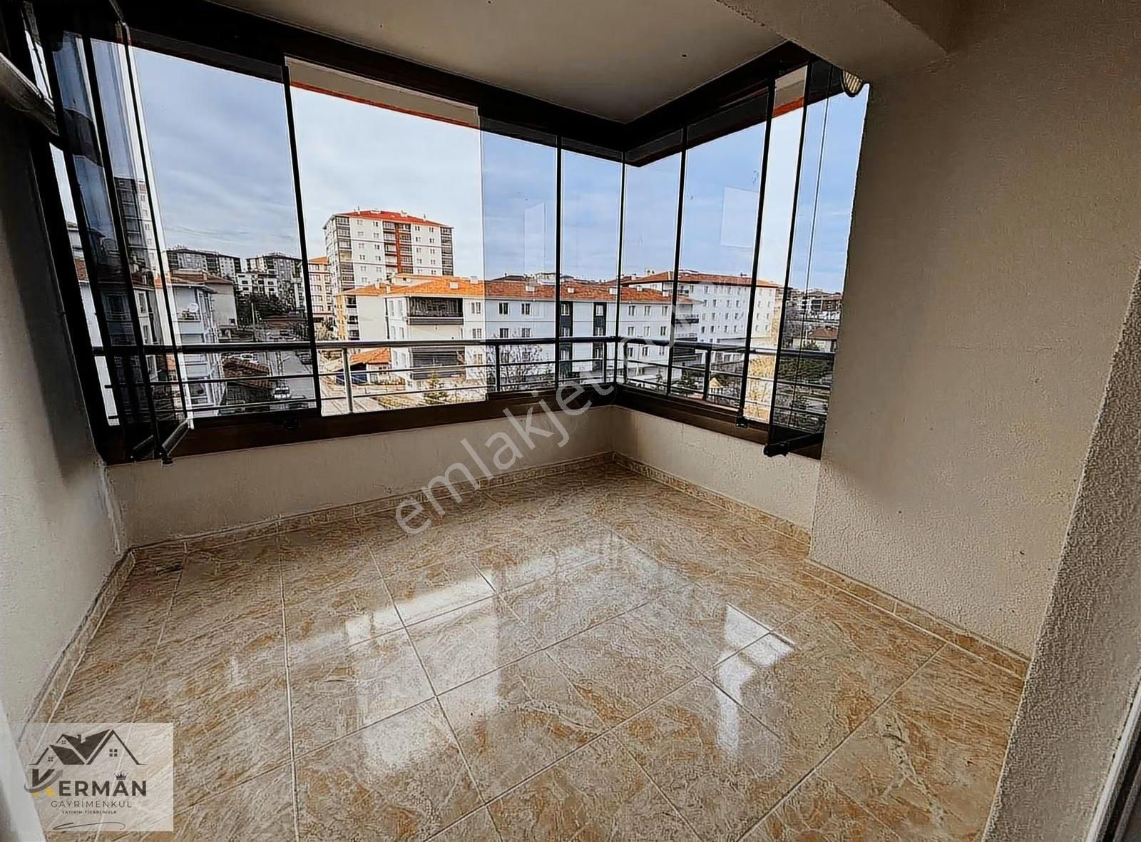 Yenikent'te Merkezi Konumda Kiralık 3+1 Geniş Daire - Görsel 30