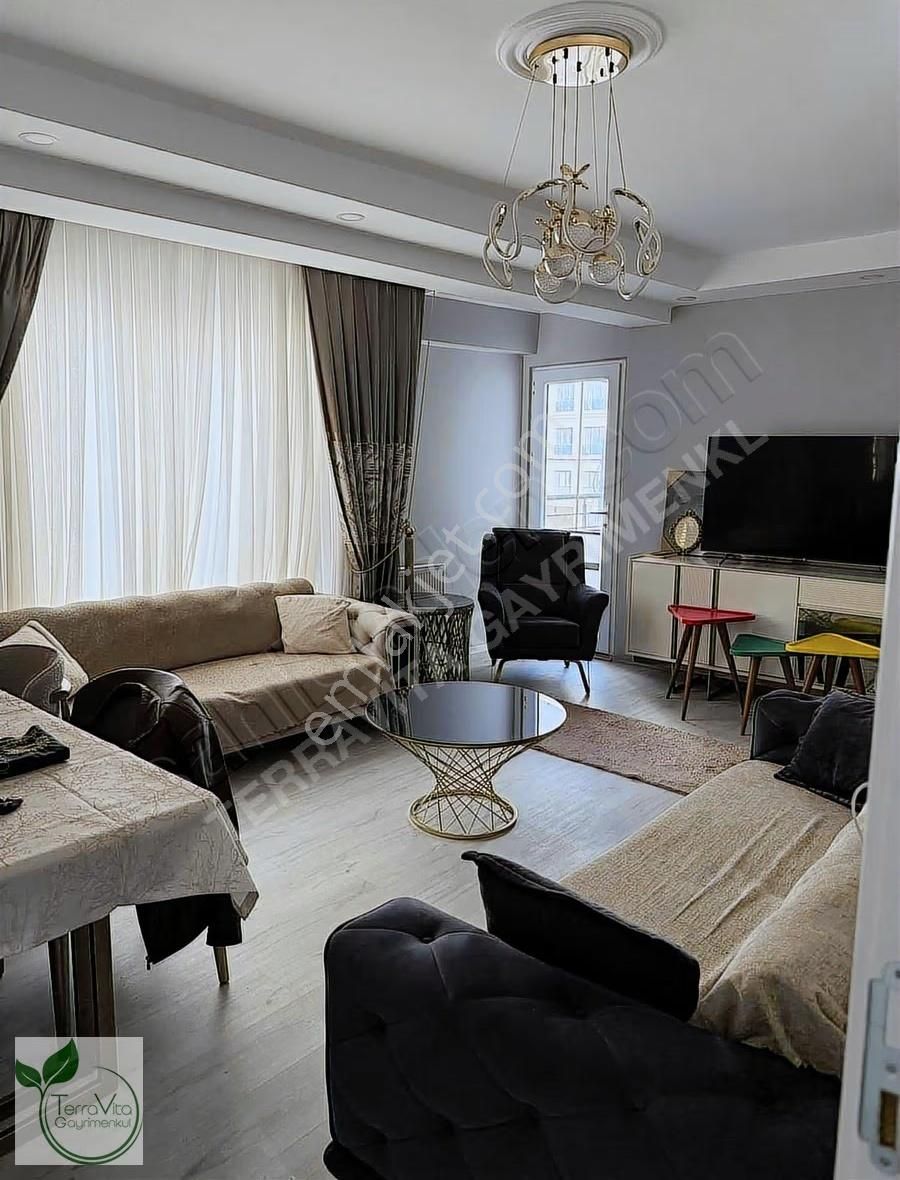 Halkalı Merkezde Önü Açık 2+1 Geniş Balkonlu Ferah Satılık Daire