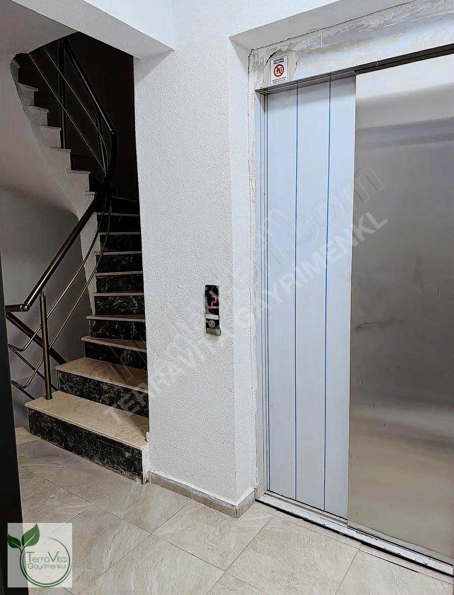 Halkalı Merkezde Önü Açık 2+1 Geniş Balkonlu Ferah Satılık Daire - Görsel 13