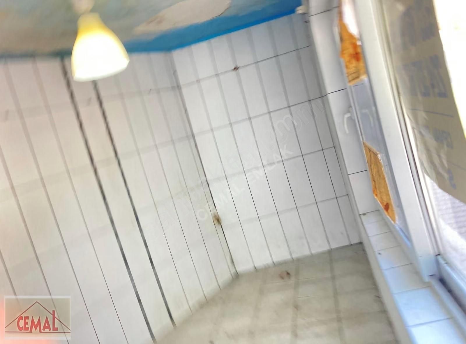 Cemal Emlak Bursa Yıldırım Setbaşı Namazgah Cd Köşe Yani Kat Mül - Görsel 4