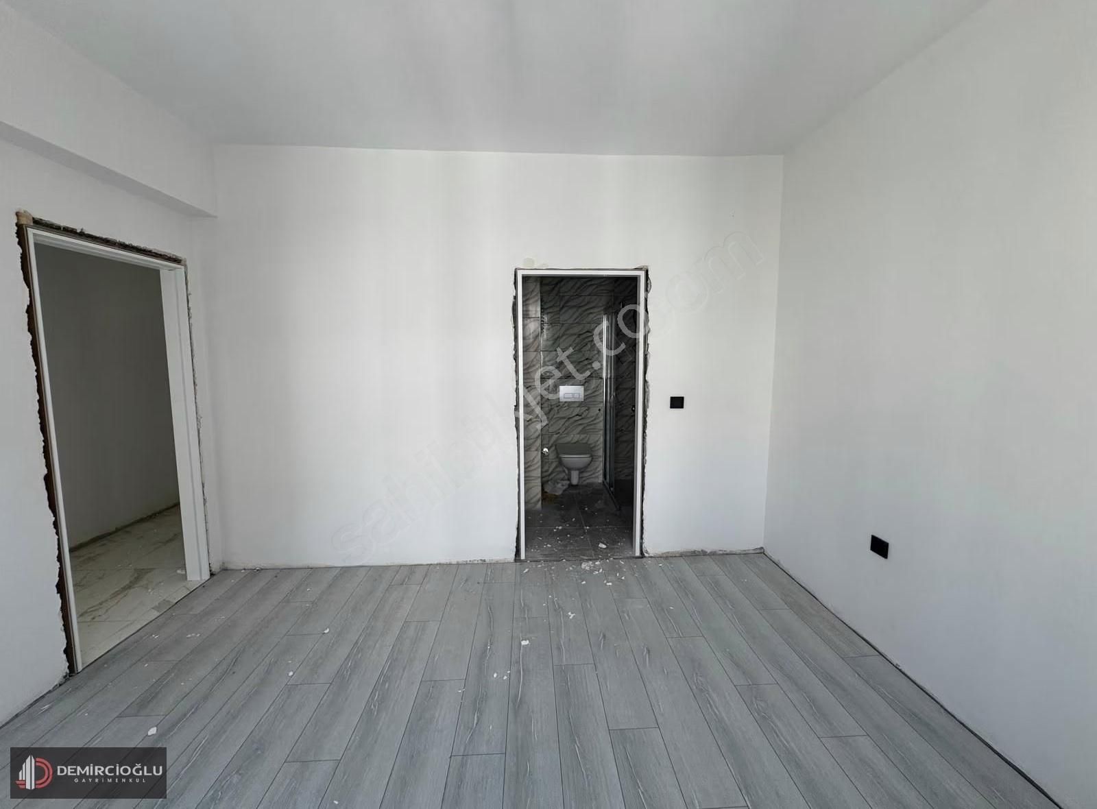 Demircioğlu Gayrimenkul'den Sıfır 2,5+1 Teslim Daire - Görsel 12