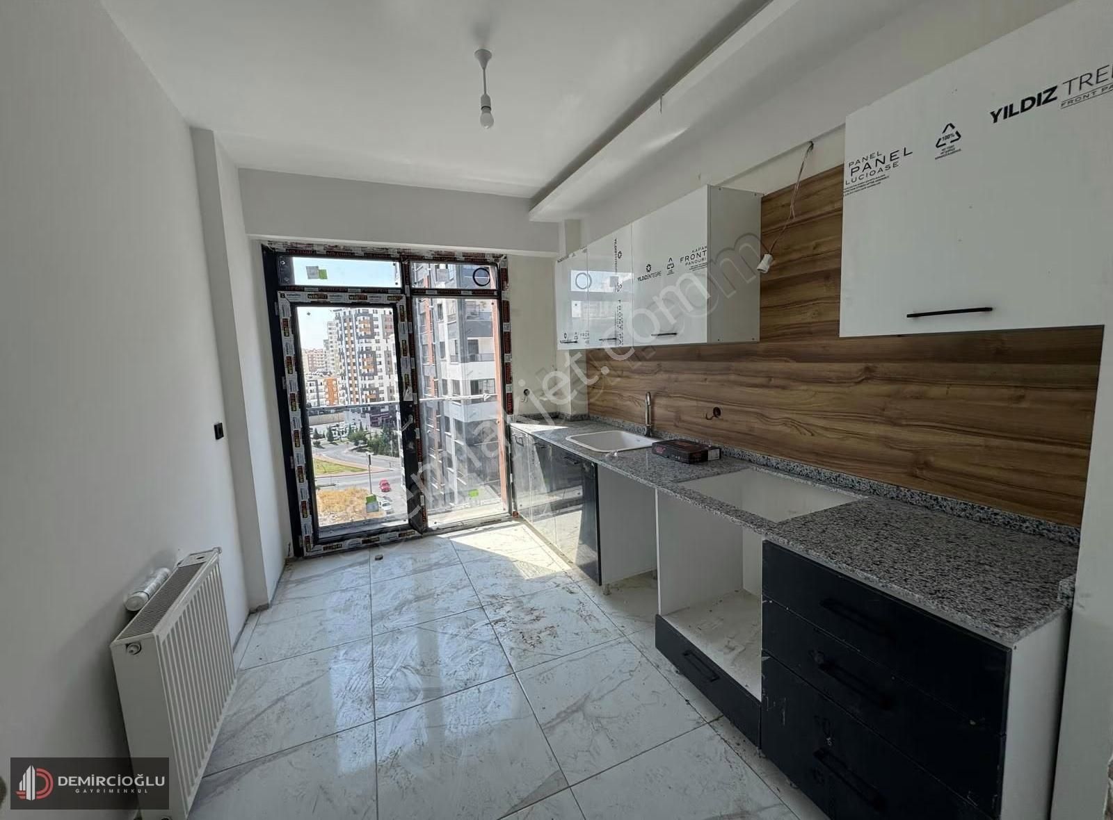 Demircioğlu Gayrimenkul'den Sıfır 2,5+1 Teslim Daire