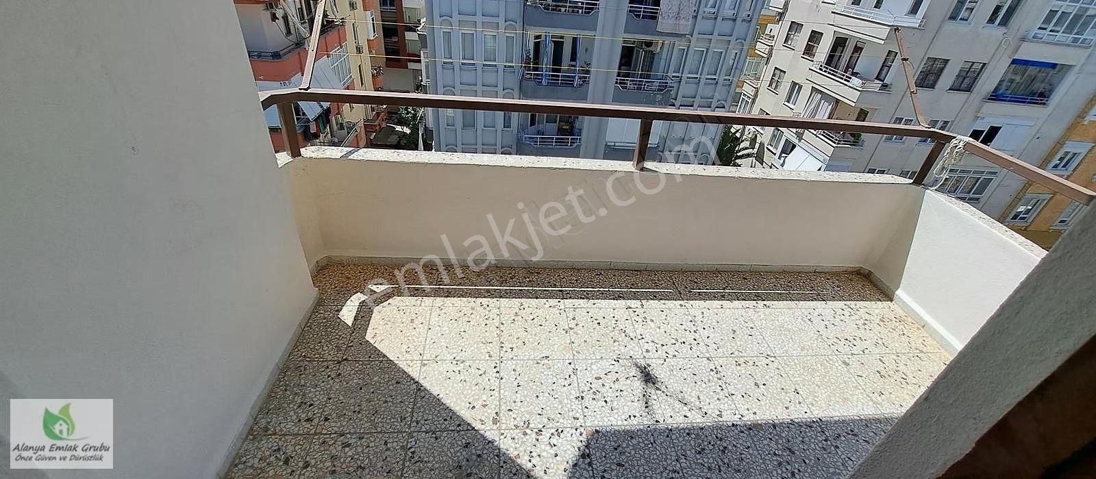 G.pınarı Mh.çimen Otel Sok Mevki 5.son Kat Asansörlü 3+1 110 M2 - Görsel 16