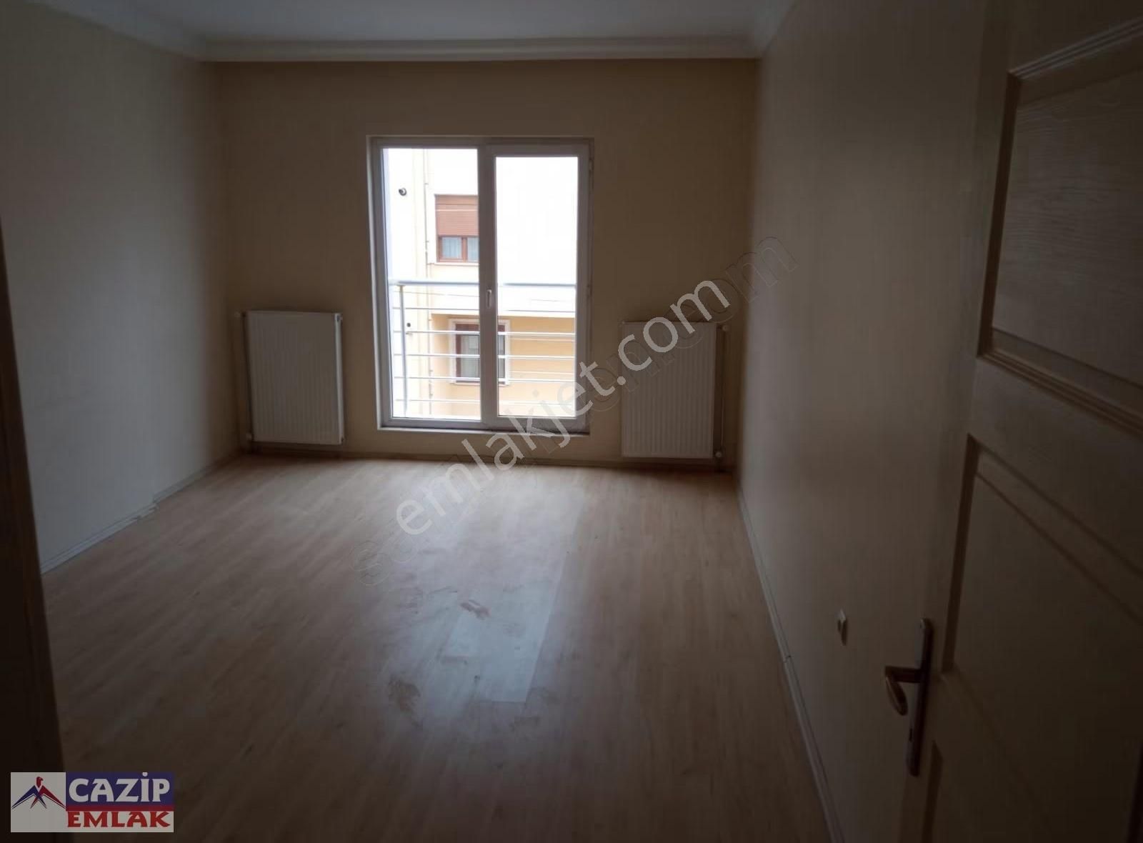 Cazip'ten Ereğli Lisesi Arkasında Ara Kat Kombili Satılık Daire - Görsel 3