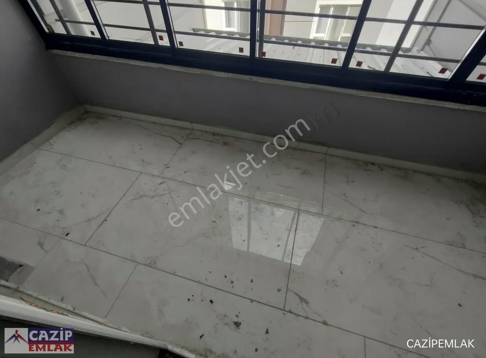 Cazip'ten Çarşı Merkezde Ara Kat Sıfır 2+1 Satılık Daire - Görsel 4