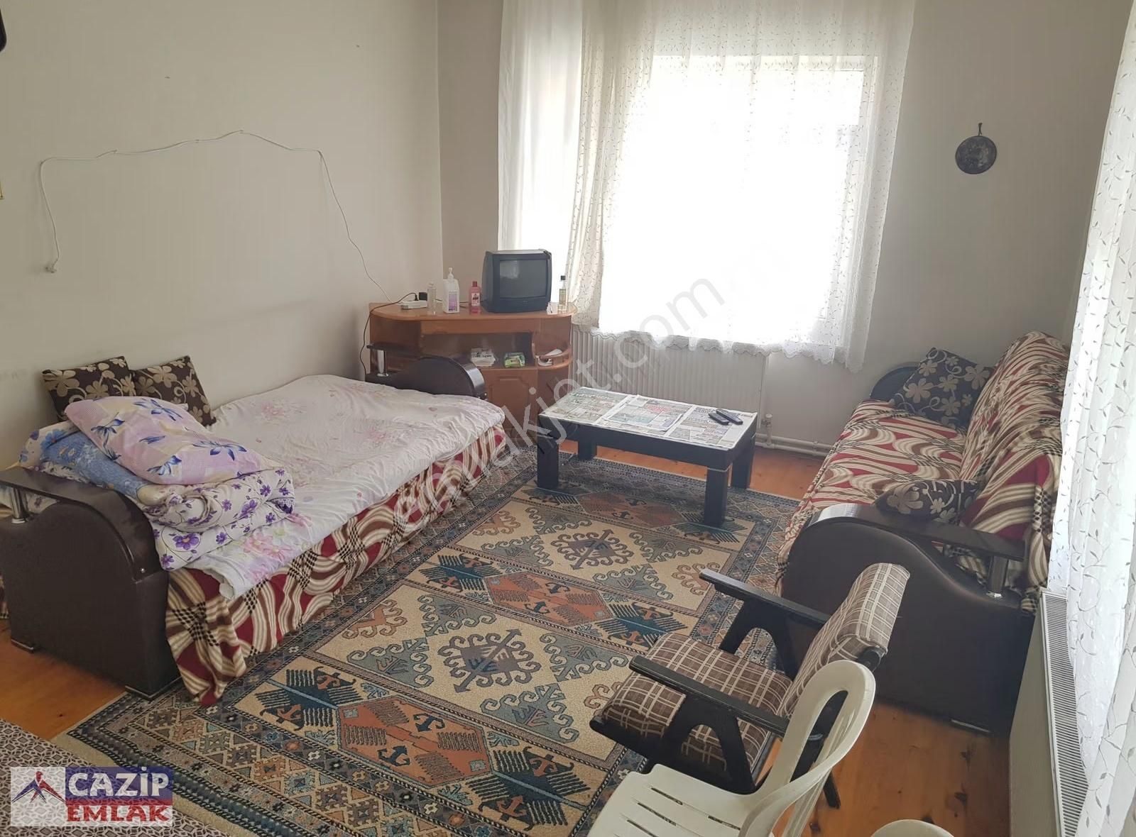 Cazip'ten Adese Avm Yanı Eşyalı Kiralık Kombili 2+1 Müstakil Ev - Görsel 13