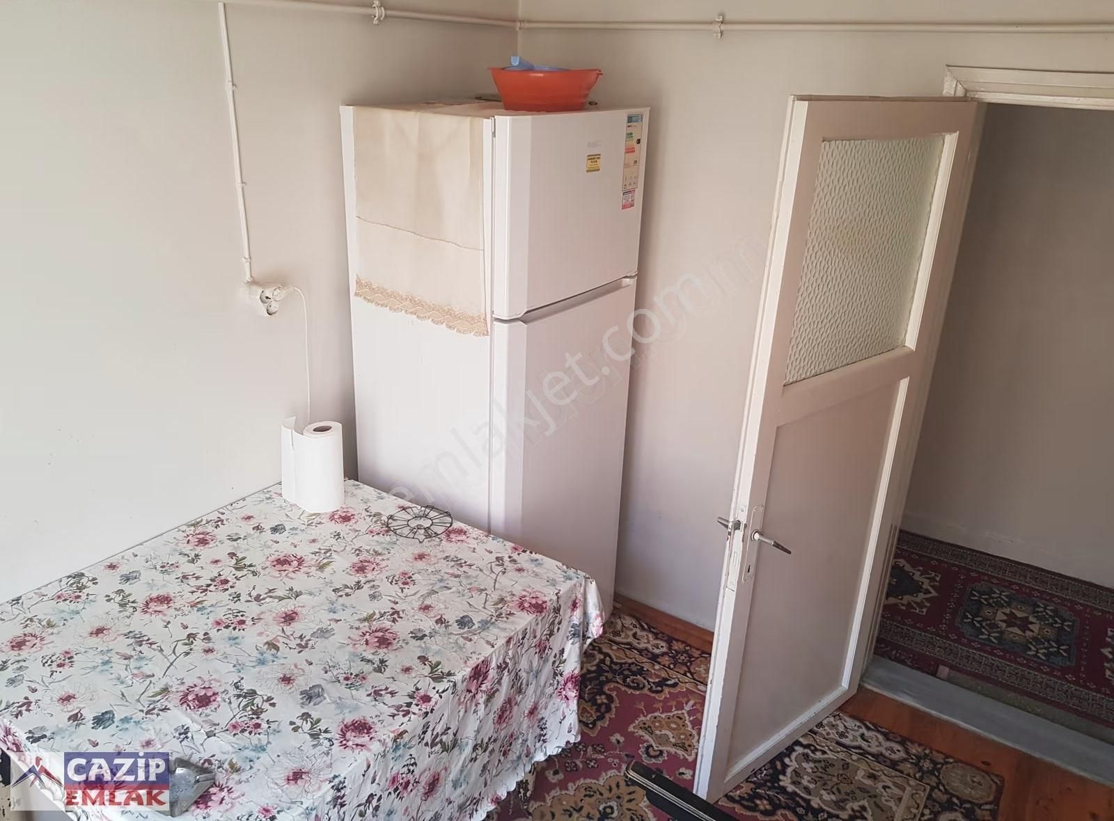Cazip'ten Adese Avm Yanı Eşyalı Kiralık Kombili 2+1 Müstakil Ev - Görsel 4