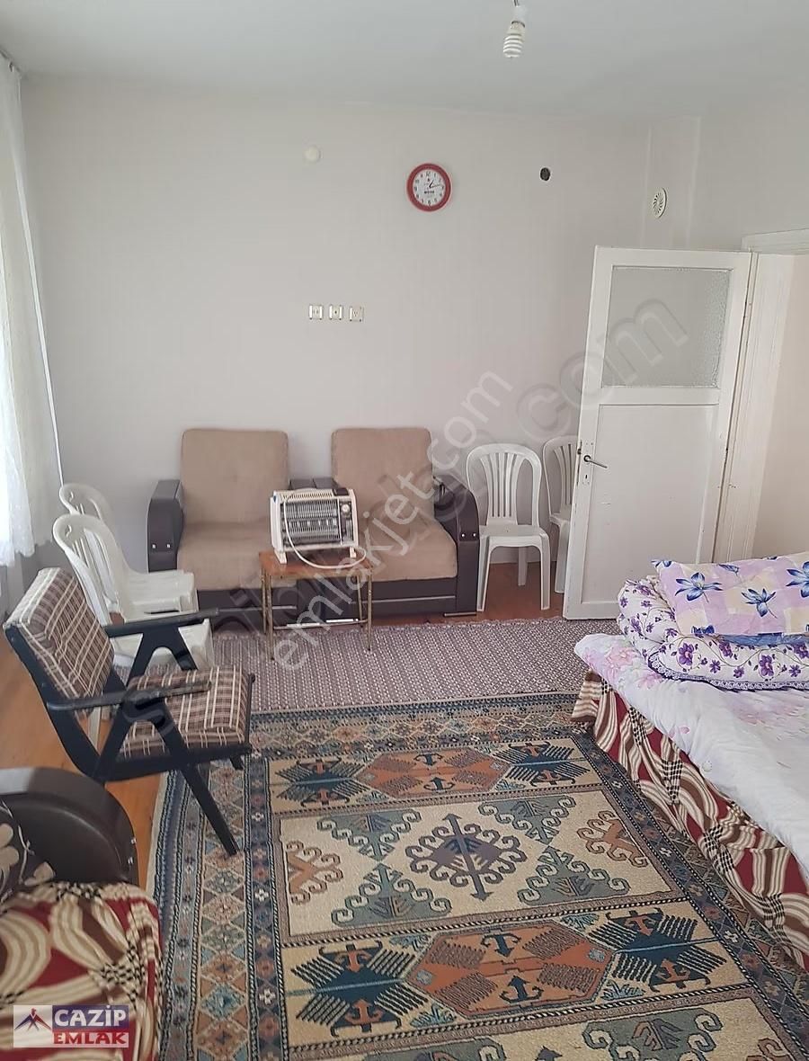 Cazip'ten Adese Avm Yanı Eşyalı Kiralık Kombili 2+1 Müstakil Ev - Görsel 22