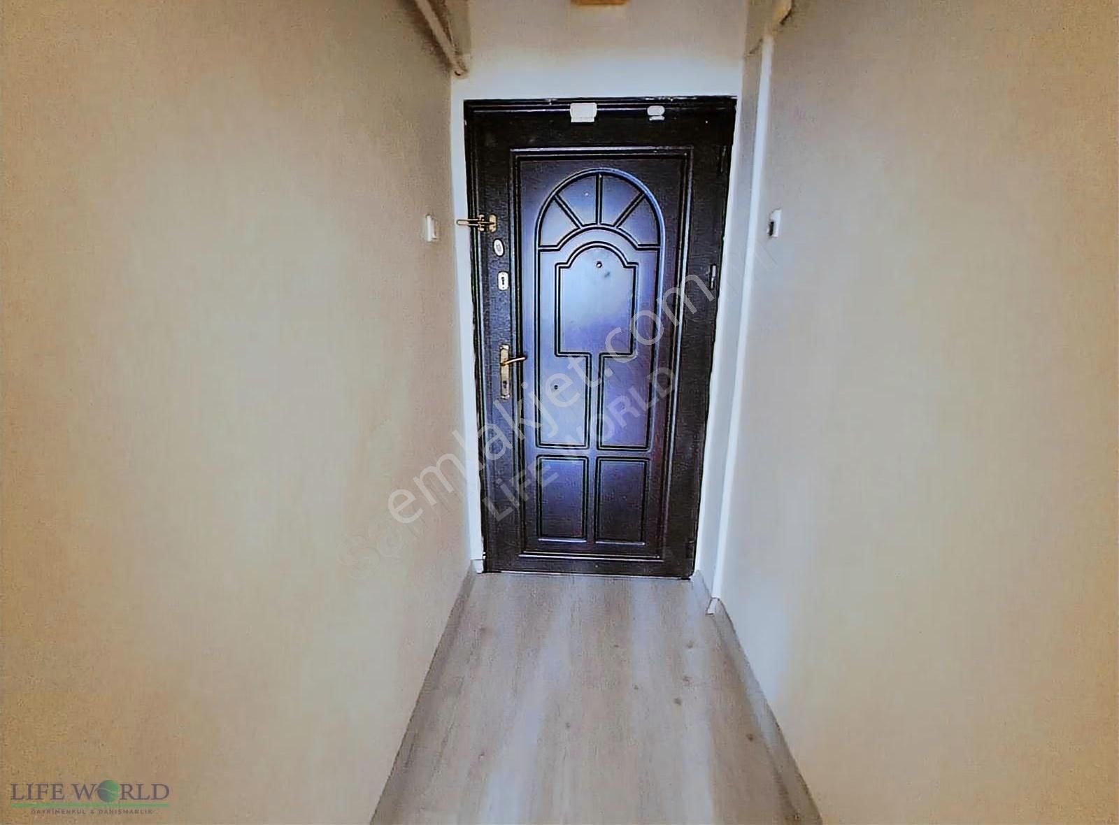 Güngören, Merter Savaş Caddesinde Site İçinde 2+1 Satılık Daire. - Görsel 12