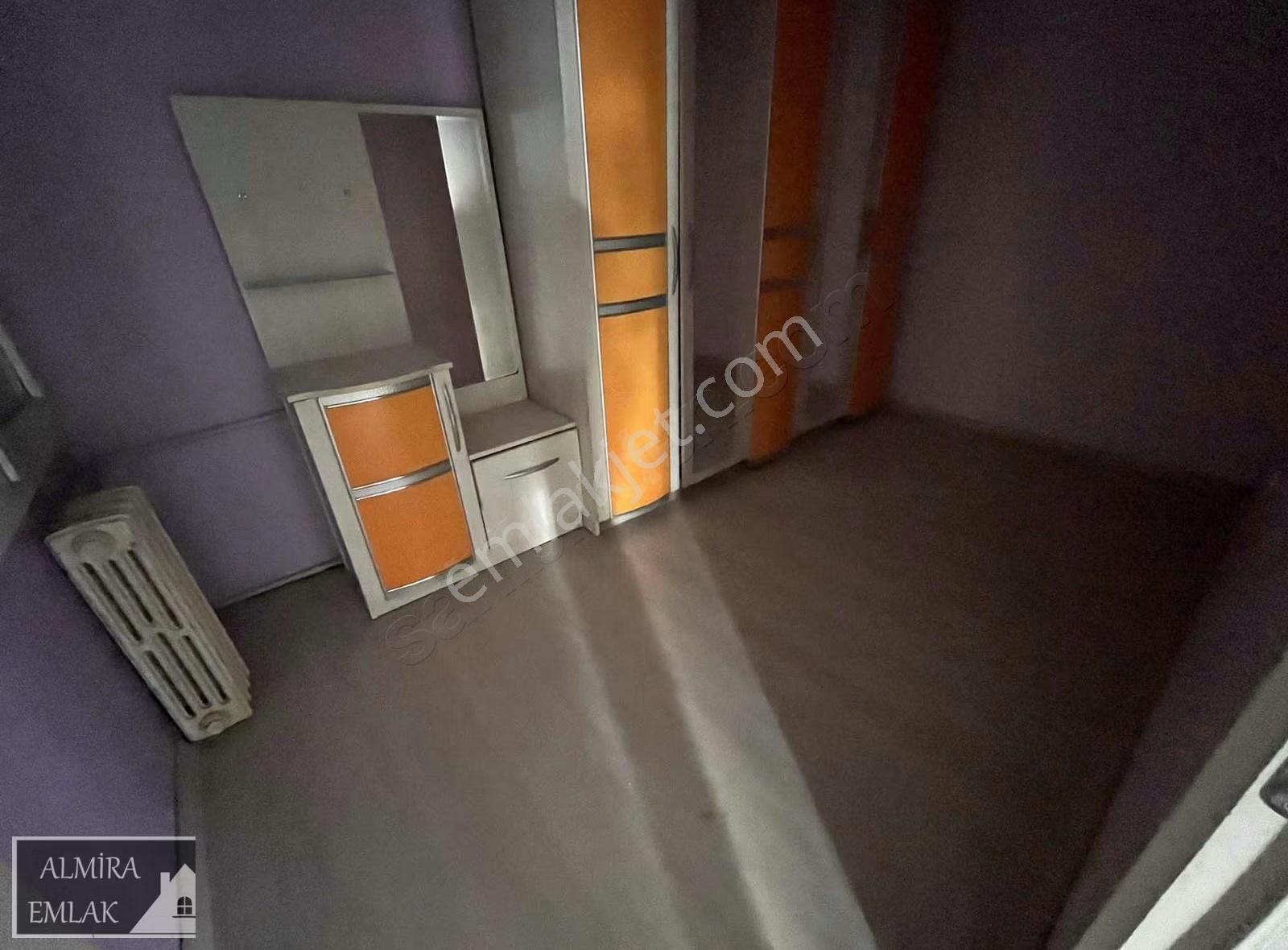 Üçyol Meydan Metro Yakını Cadde Binasında 3+1 Köşe Dairea - Görsel 5