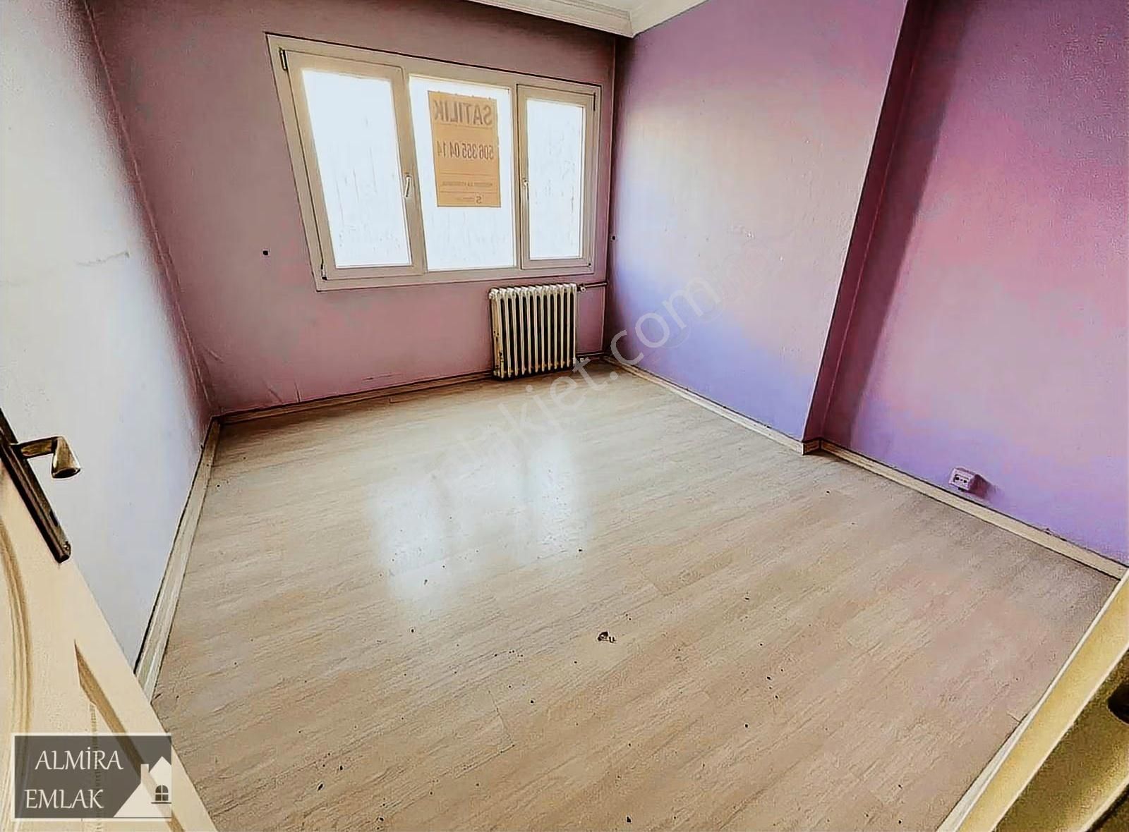 Üçyol Meydan Metro Yakını Cadde Binasında 3+1 Köşe Dairea - Görsel 2