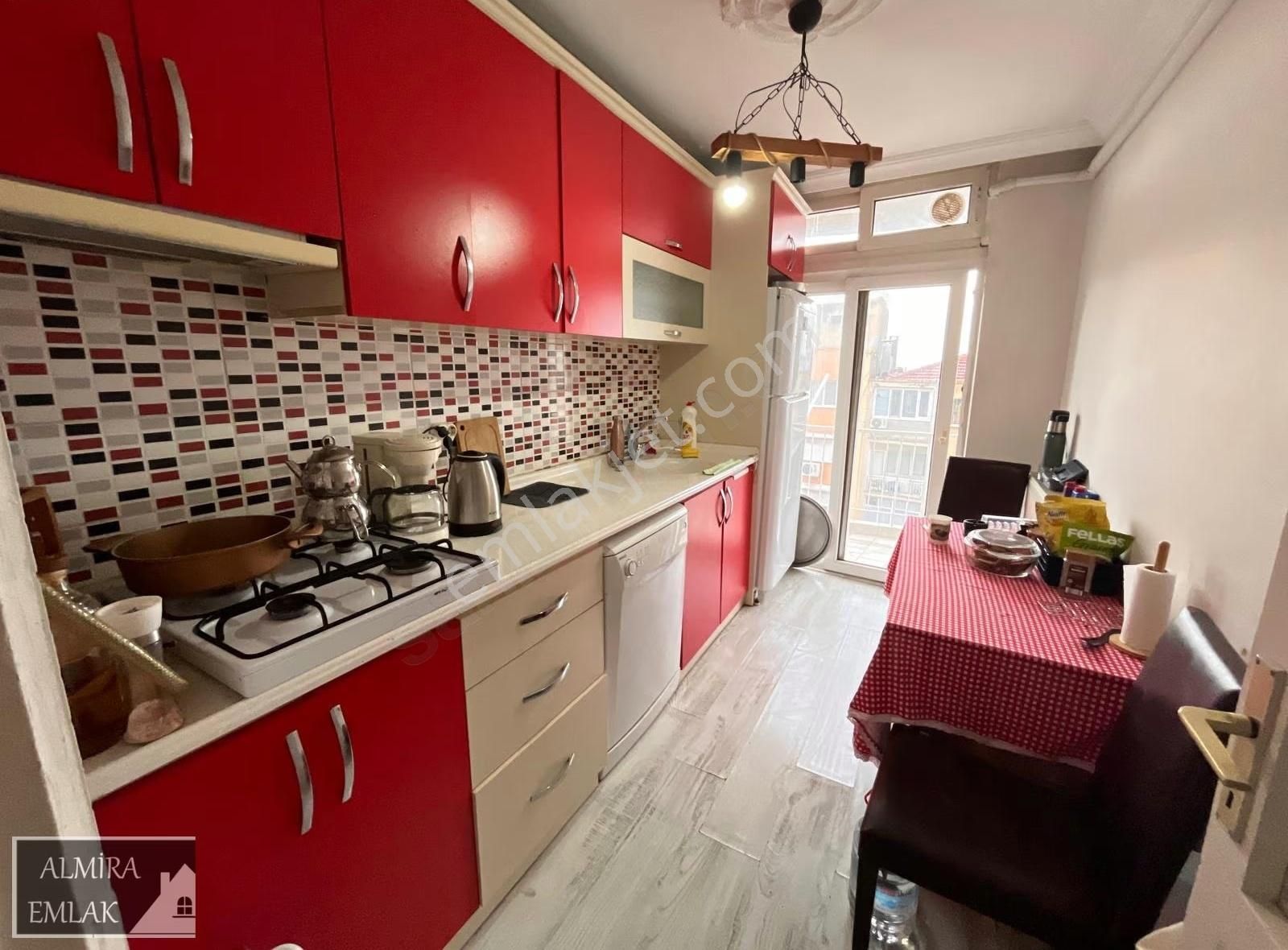 Halilrıfat Paşa Cadde Üzeri Ara Kat 2+1 100m2 Çift Cepheli Daire - Görsel 8