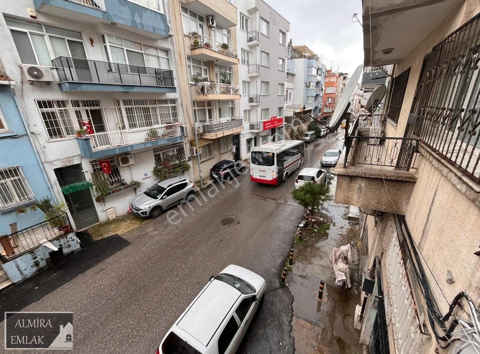 Halilrıfat Paşa Cadde Üzeri Ara Kat 2+1 100m2 Çift Cepheli Daire - Görsel 19