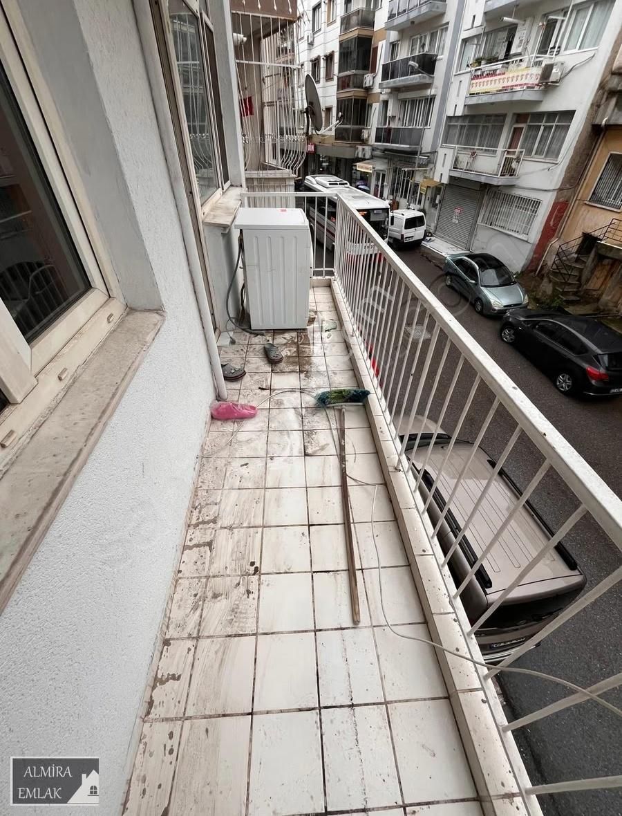 Halilrıfat Paşa Cadde Üzeri Ara Kat 2+1 100m2 Çift Cepheli Daire - Görsel 17