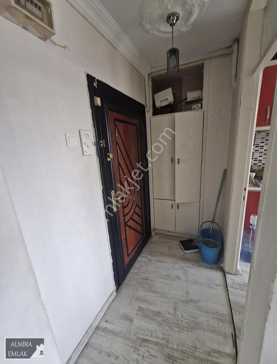 Halilrıfat Paşa Cadde Üzeri Ara Kat 2+1 100m2 Çift Cepheli Daire - Görsel 11