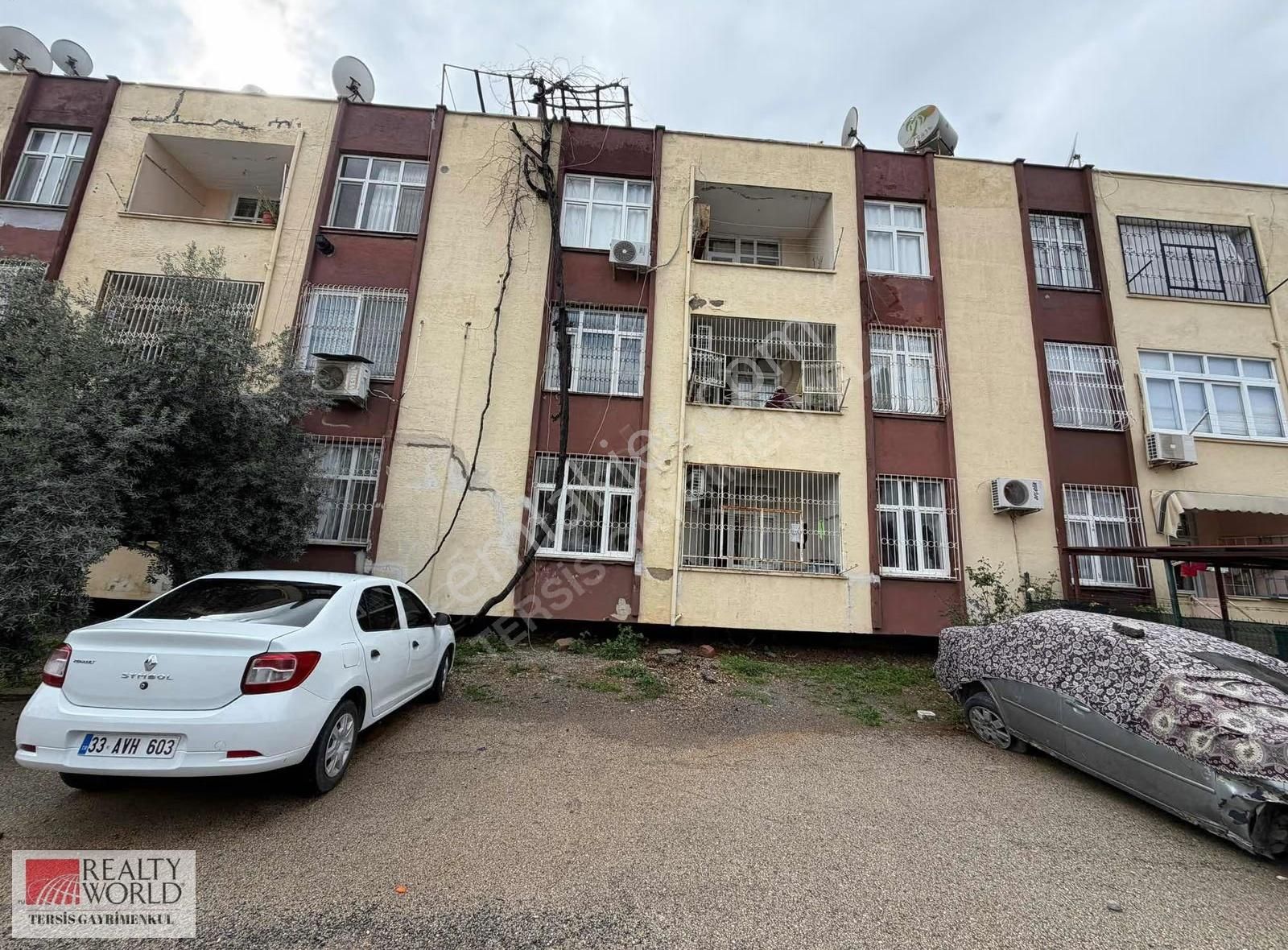 Rw Tersis'den Akşemsettın Mahallesinde Satılık Daire