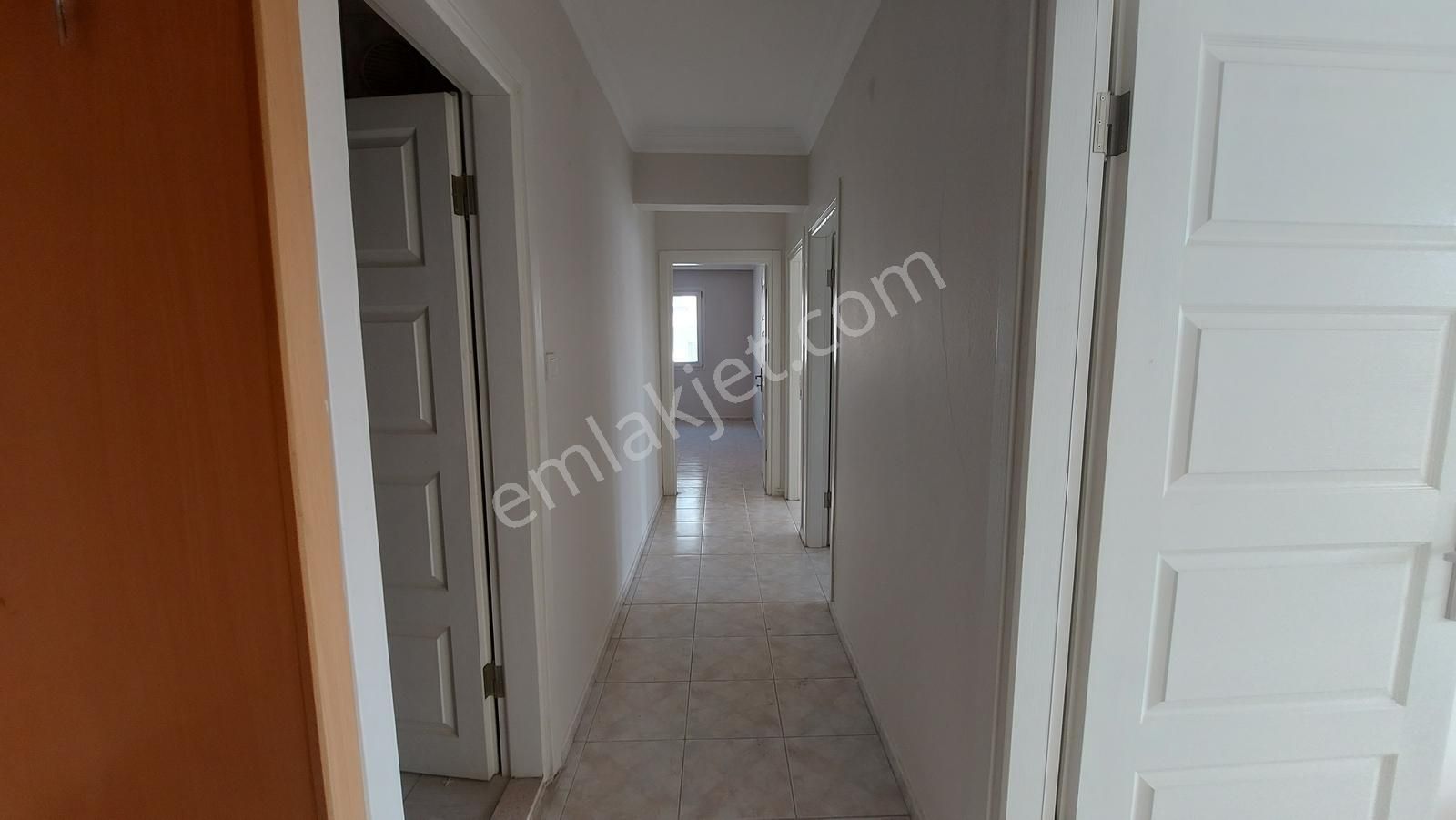 Aliçetinkayada Yenilenmiş Masrafsız Güney Cephe Kiralık 2+1 - Görsel 4