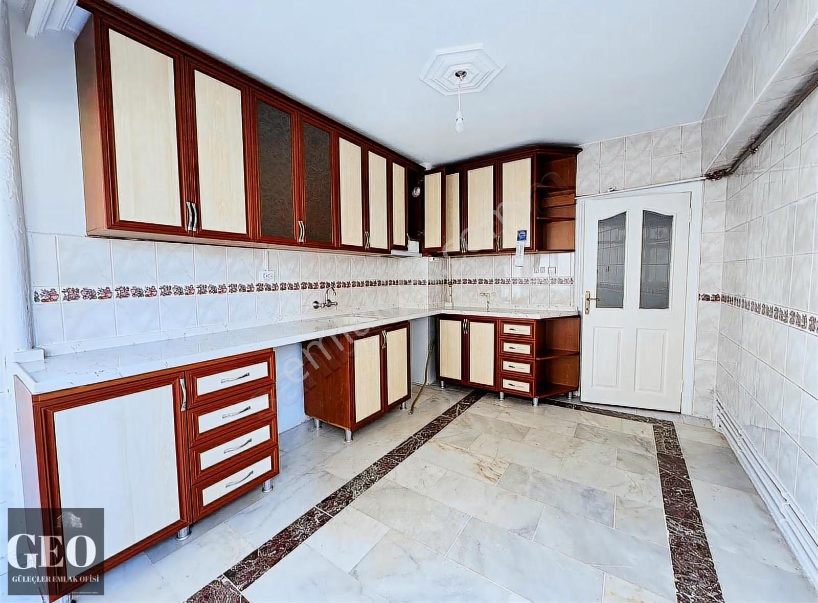 Karapürçek Mh Hayme Hatun İlköğretim Okulu Yakını Cadde Üstü - Görsel 23