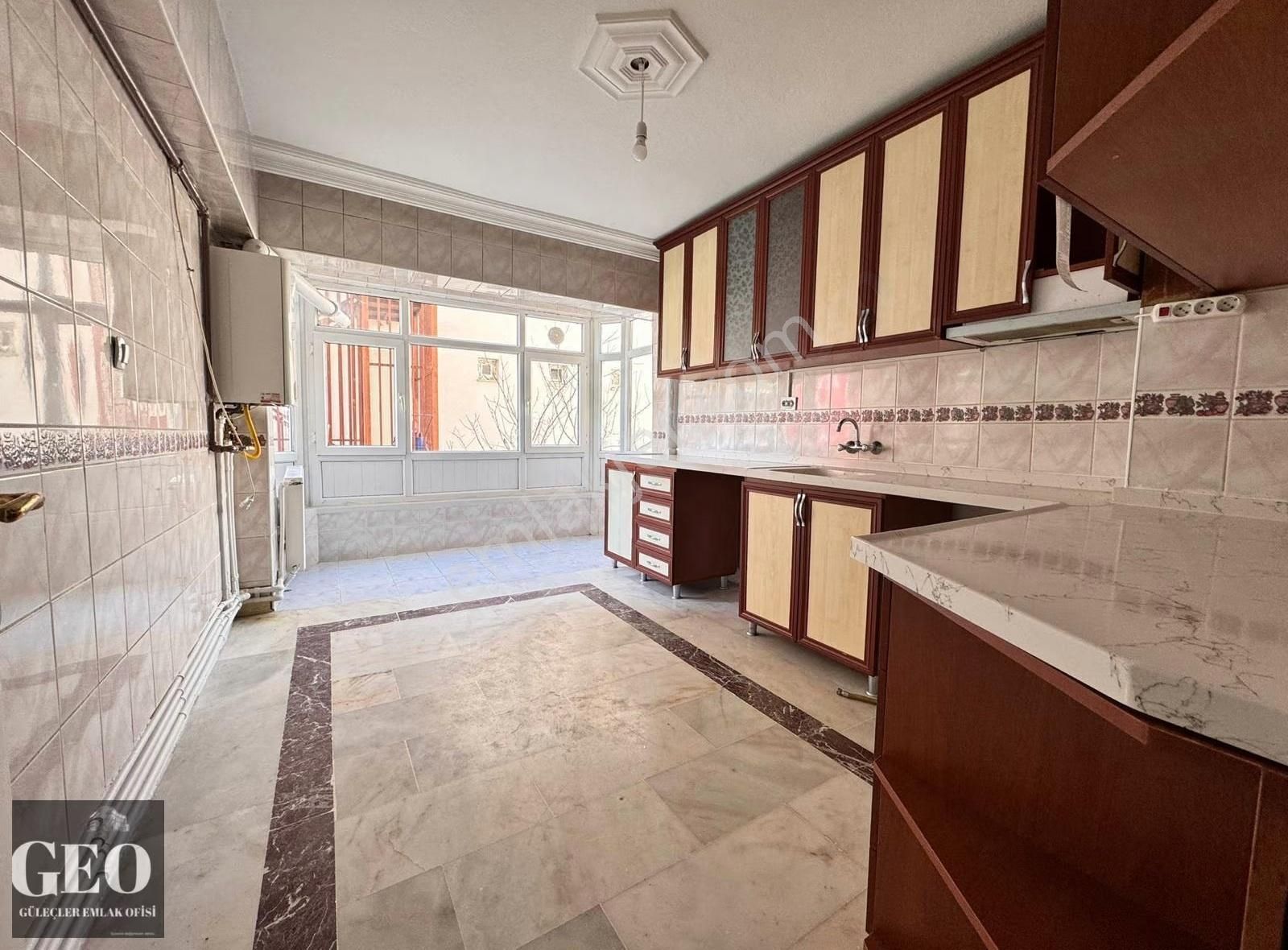 Karapürçek Mh Hayme Hatun İlköğretim Okulu Yakını Cadde Üstü - Görsel 4