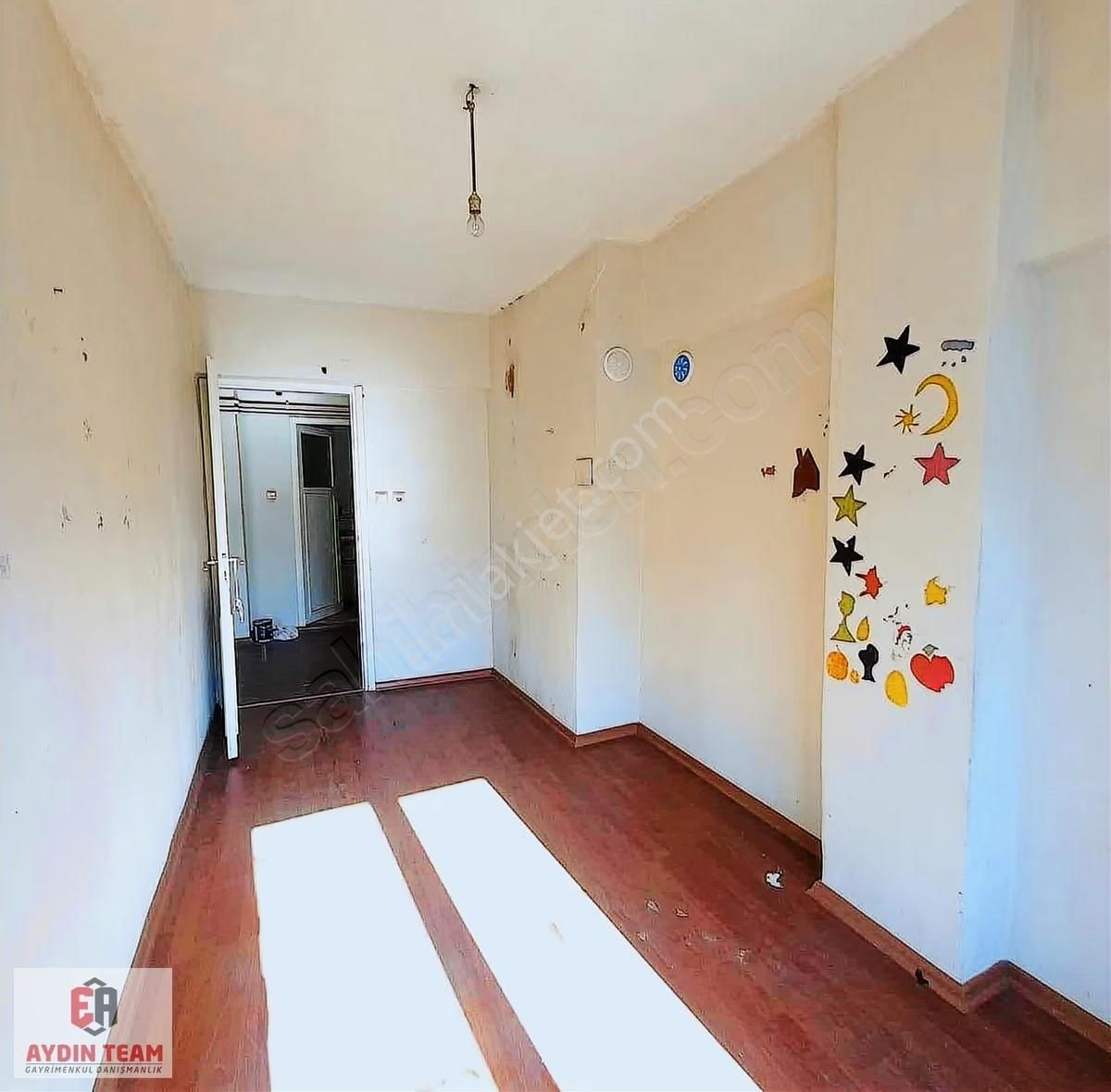 Eyüp De 4 Kat Site İçi 2+1 90 M 2 Daire - Görsel 7