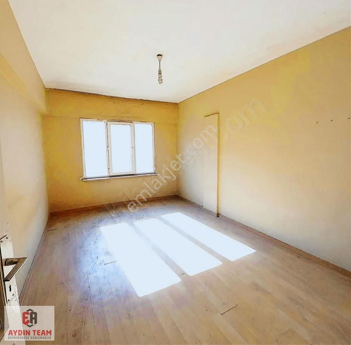 Eyüp De 4 Kat Site İçi 2+1 90 M 2 Daire - Görsel 11