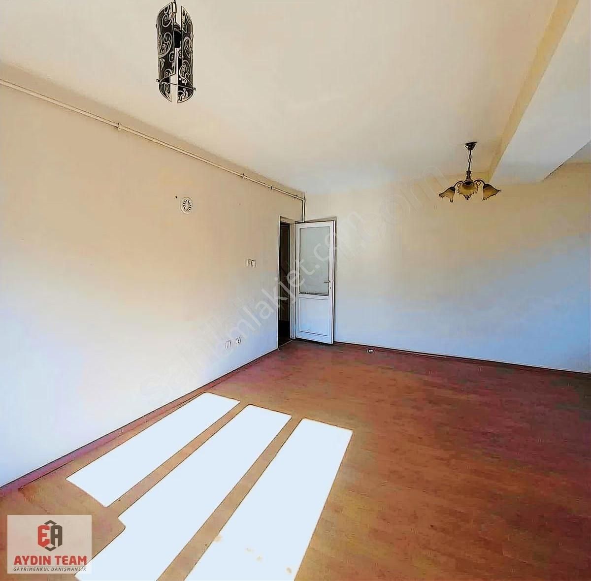 Eyüp De 4 Kat Site İçi 2+1 90 M 2 Daire - Görsel 19
