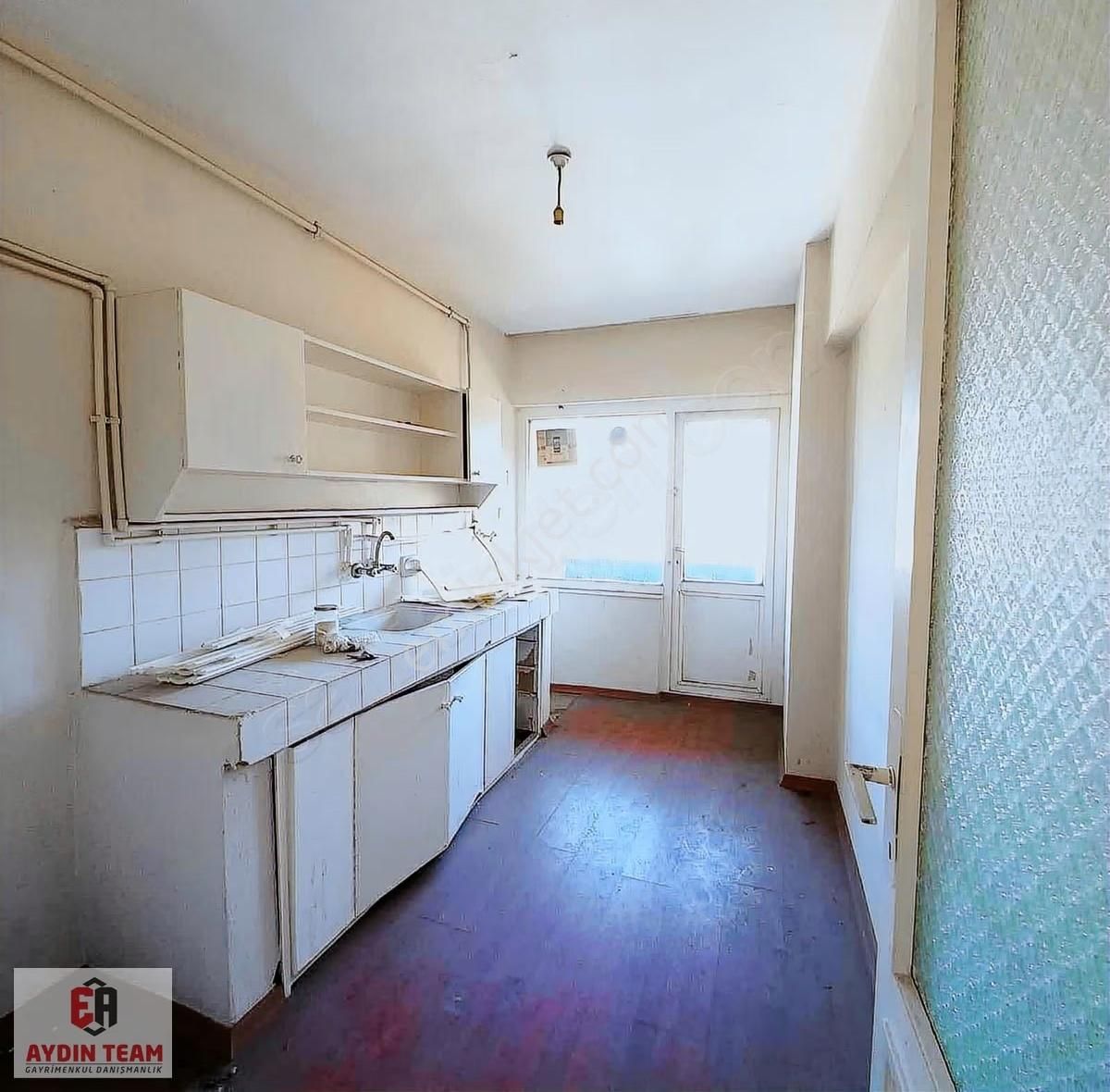 Eyüp De 4 Kat Site İçi 2+1 90 M 2 Daire - Görsel 15