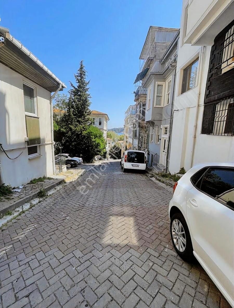 Sarıyer Büyükdere'de Caddeye Yakın Eşyalı Kiralık Daire - Görsel 3
