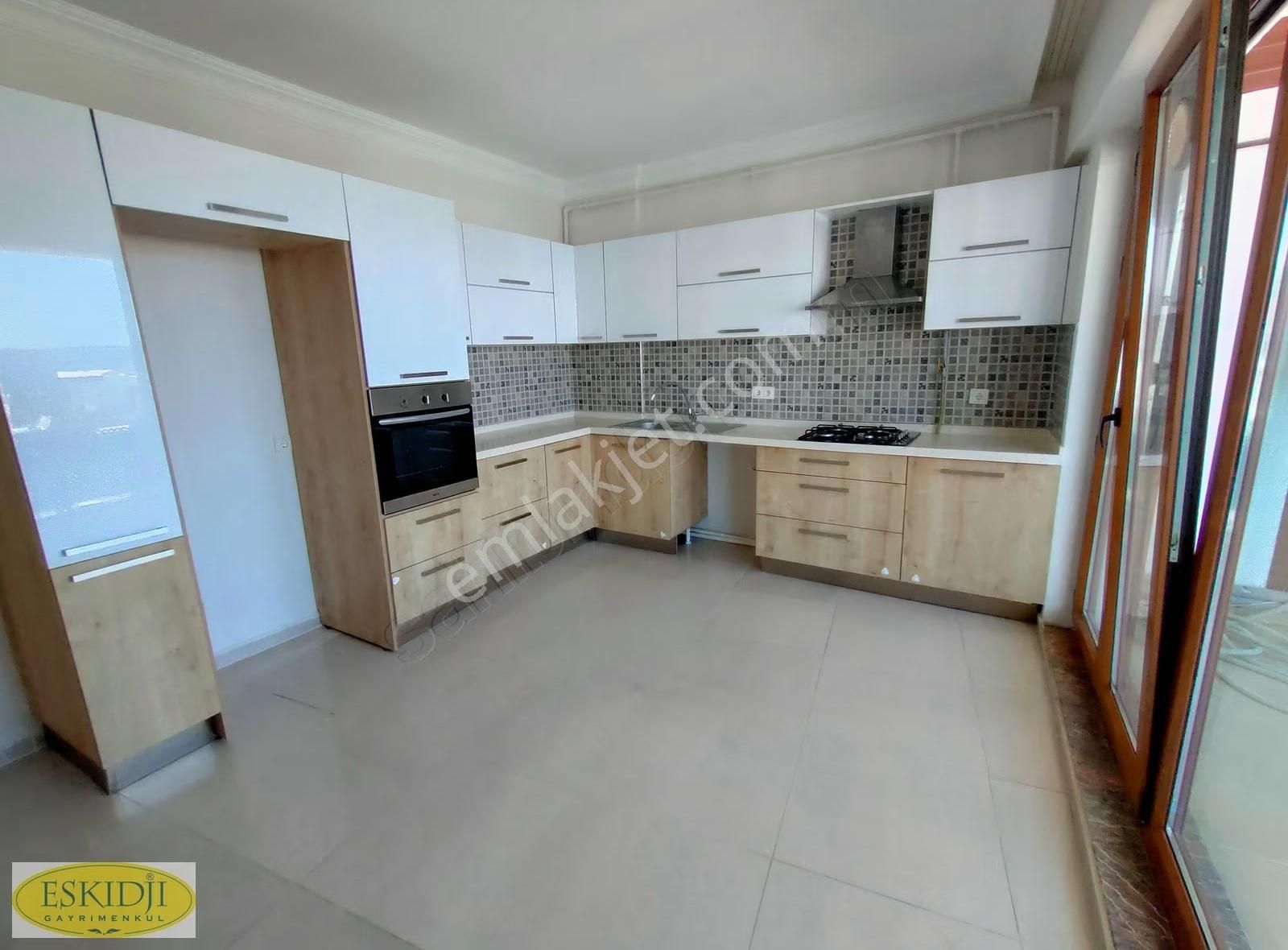 Çanakkale Kepez Boğazkent Mah Liman Şehri Sitesi Satılık 3+1 - Görsel 2