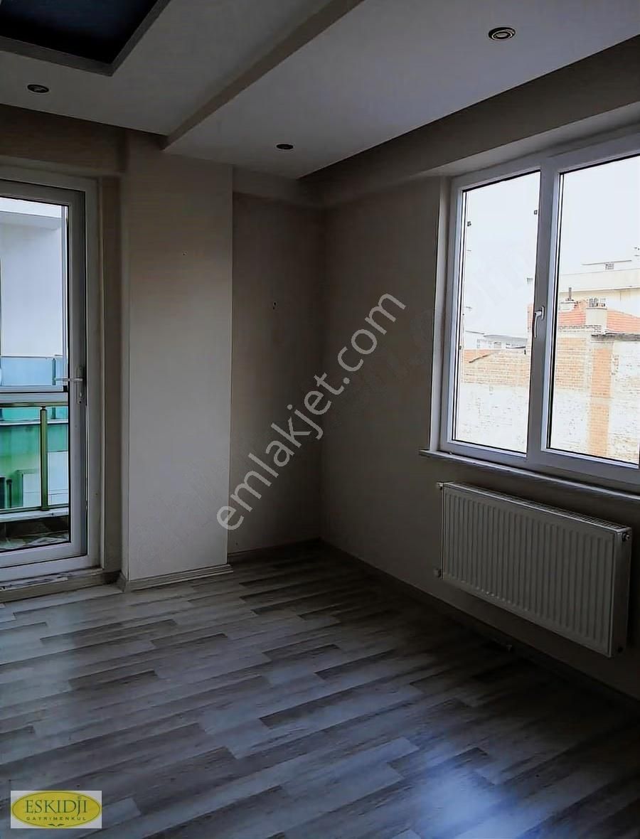 Çanakkale Merkez İsmetpaşa Mah. Arakat Kiralık 2+1 Daire. - Görsel 12