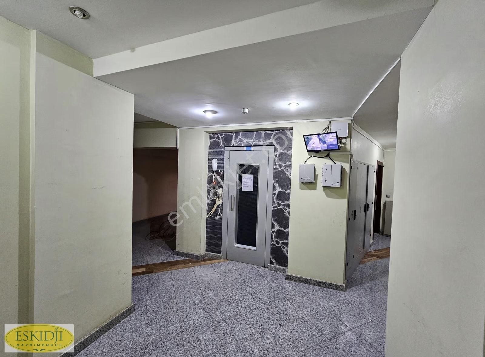 Çanakkale Merkez Barbaros Mahallesi Kiralık 1+1 - Görsel 5