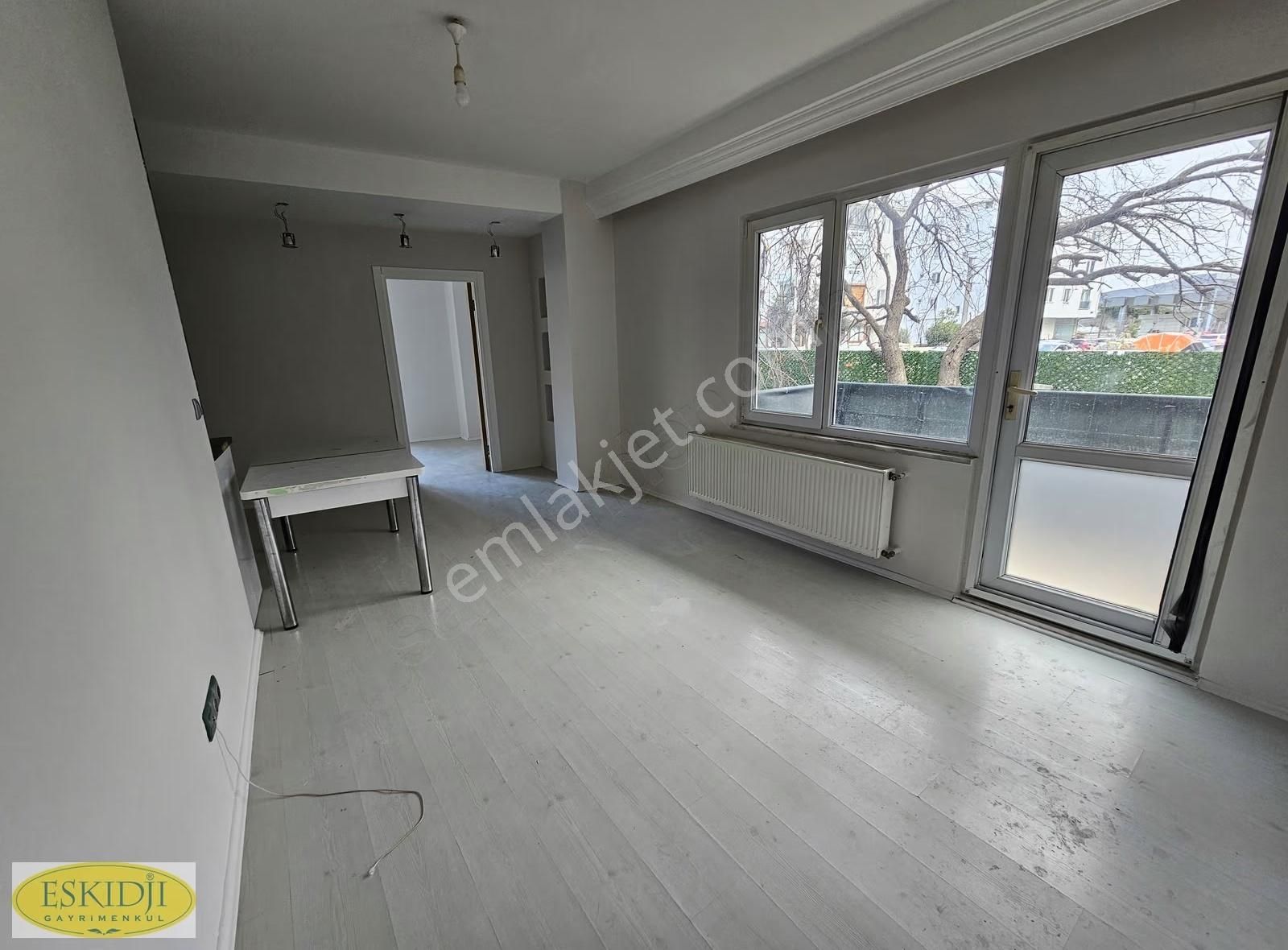 Çanakkale Merkez Barbaros Mahallesi Kiralık 1+1 - Görsel 13