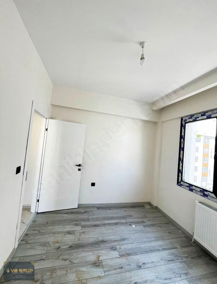 Erkilet General Emir Mahallesin'de Satılık 2.5+1 Daire - Görsel 17