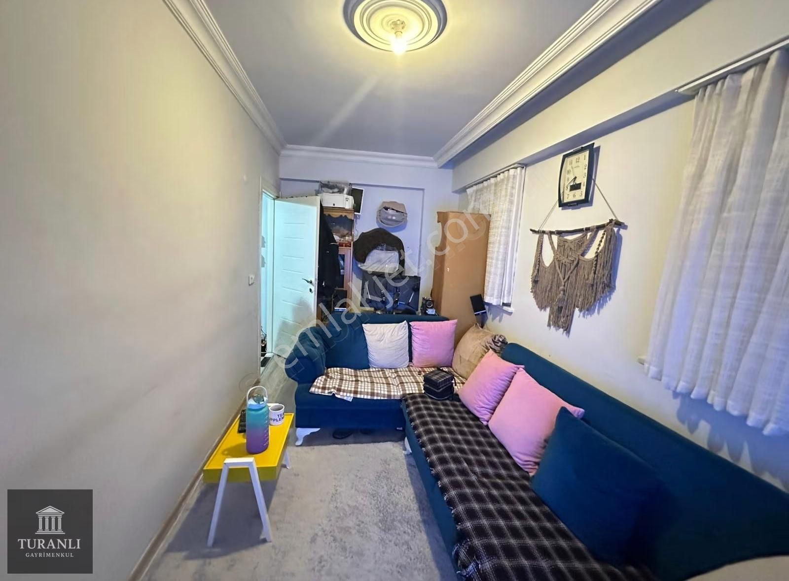 Turanlı'dan Tevfikbey'de Cadde Üzeri Merkezi Konumda Bahçeli 1+1 - Görsel 3