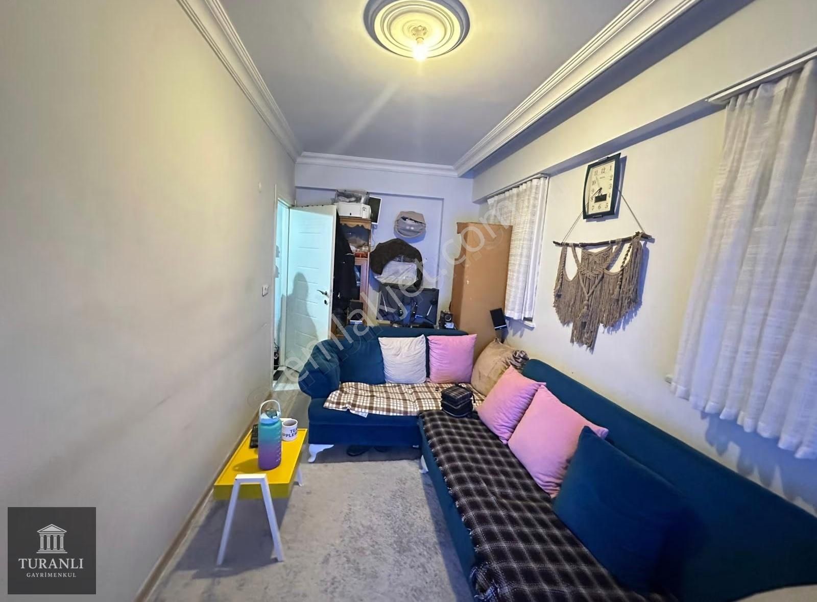 Turanlı'dan Tevfikbey'de Cadde Üzeri Merkezi Konumda Bahçeli 1+1 - Görsel 4