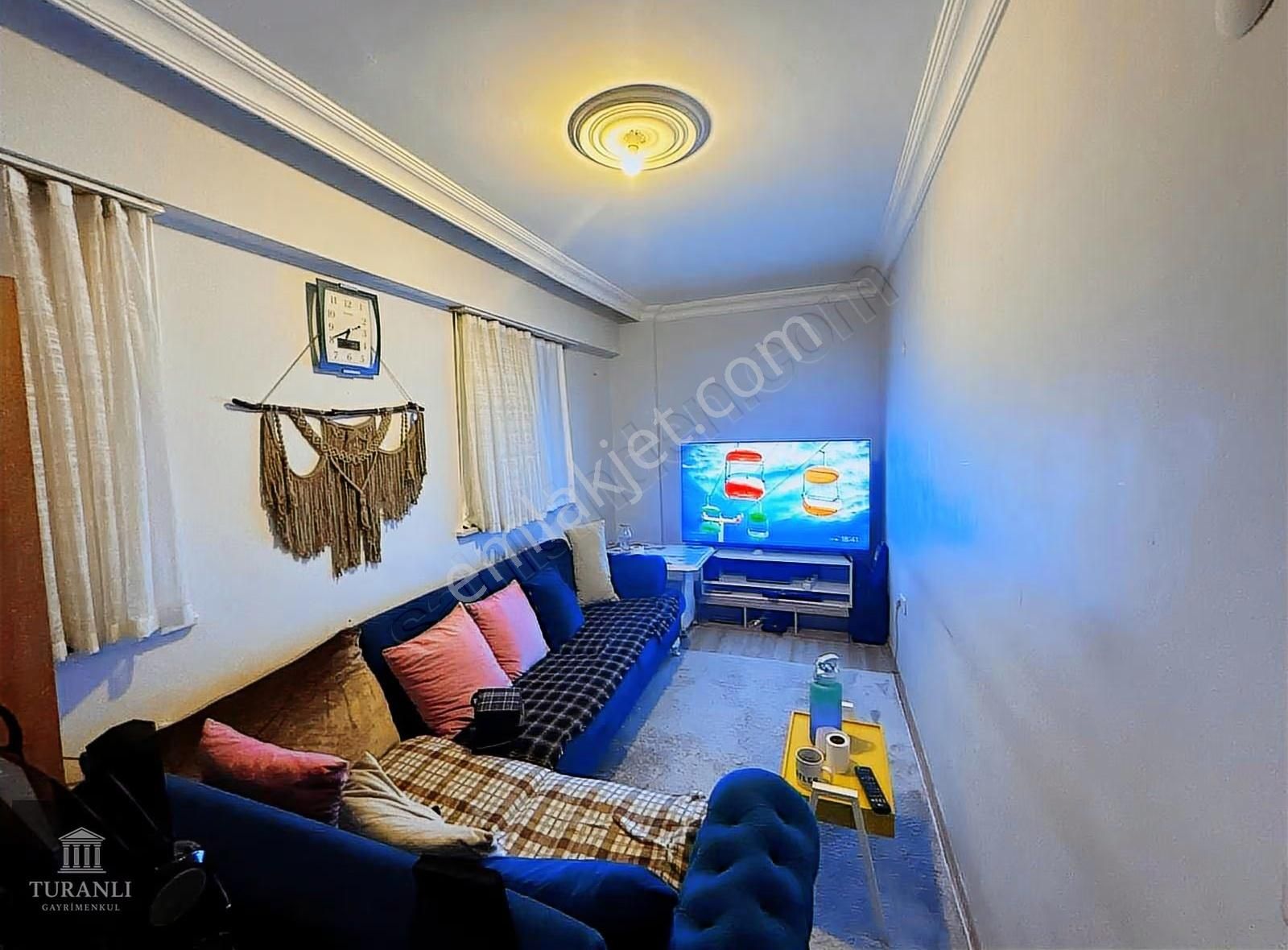 Turanlı'dan Tevfikbey'de Cadde Üzeri Merkezi Konumda Bahçeli 1+1 - Görsel 16