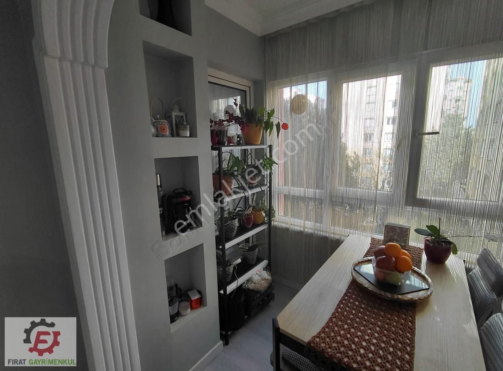 Güneş Bloklarında Full Yapılı 2+1 Satılık Daire - Görsel 5