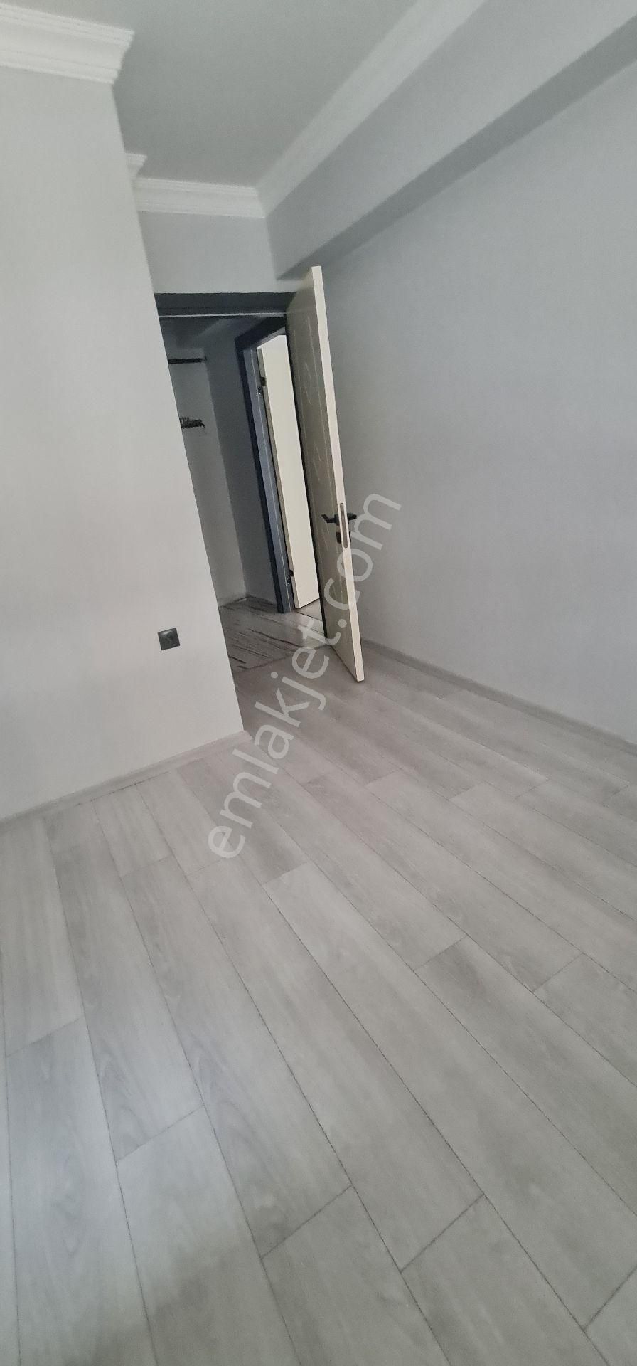 İzmir Buca İşçievlerinde Genis 1+1 - Görsel 12