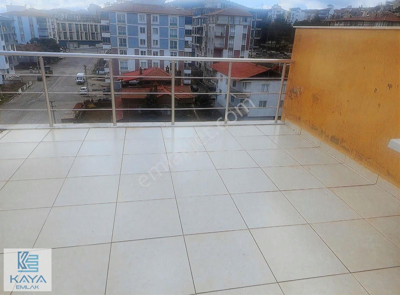 Acıpayam Kültür Merkezi Yakınında, Teraslı Dubleks