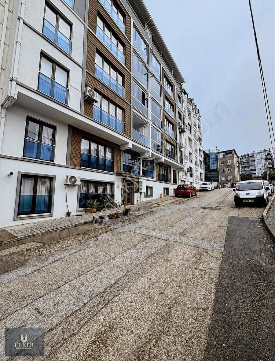 Ülker Den Eğitim Mah. Merkezde Satılık Daire