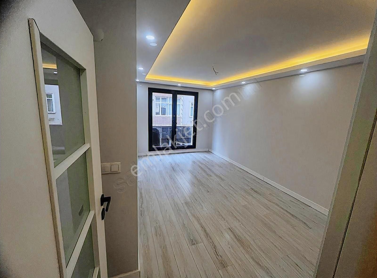 Savaş Emlak'tan Satılık 2+1 Daire 1. Kat Küçükçekmece M.akif - Görsel 16