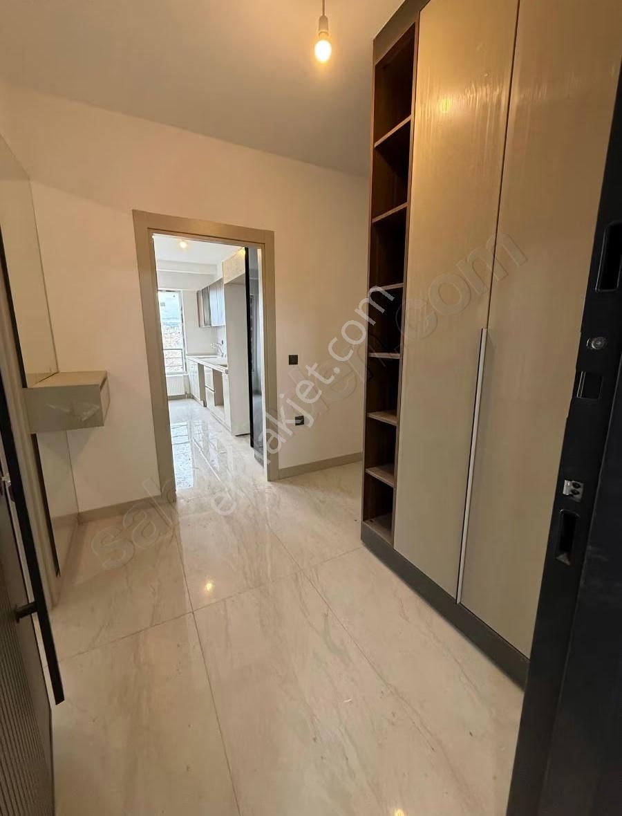 Bahçelievler Mahallesinde Satılık 2,5 +1 Kombili Satılık Daire - Görsel 6