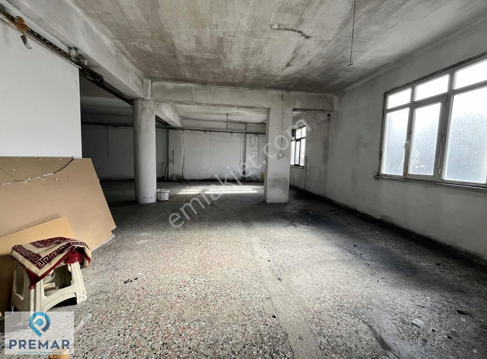 Yenibosna Merkez Mithatpaşa Caddesi Üzerinde Kiralık 400 M2 - Görsel 2