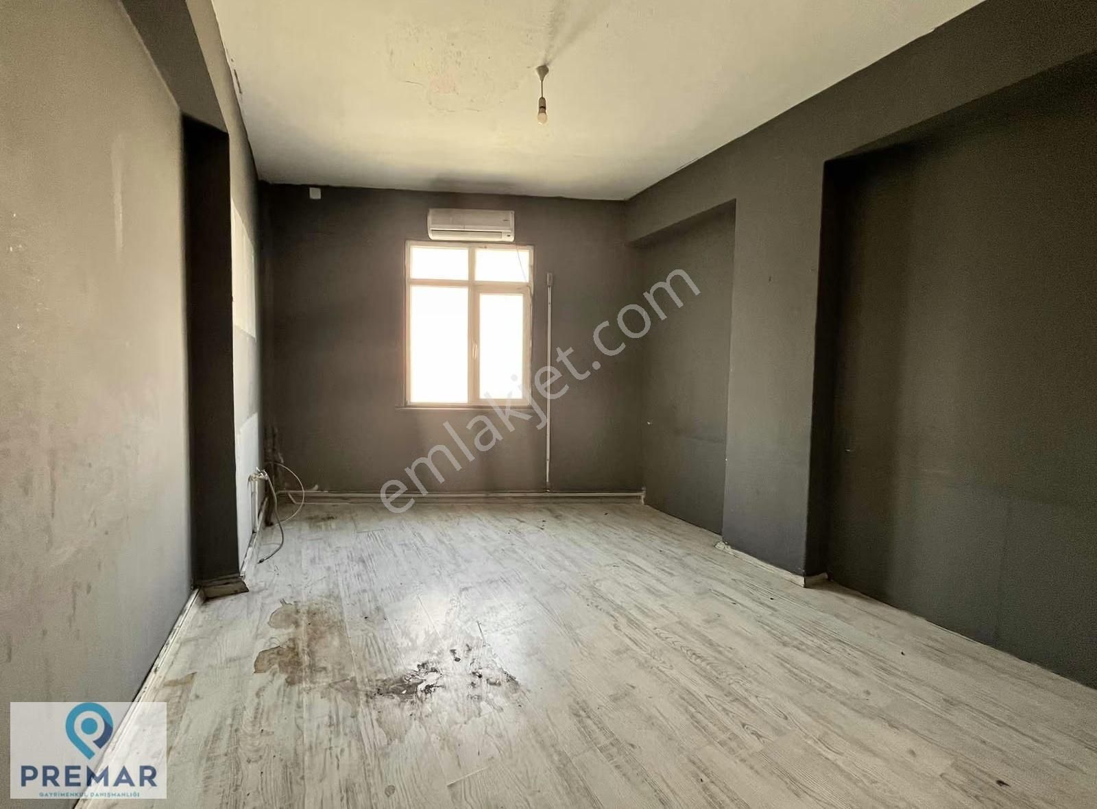 Yenibosna Merkez Mithatpaşa Caddesi Üzerinde Kiralık 400 M2 - Görsel 16