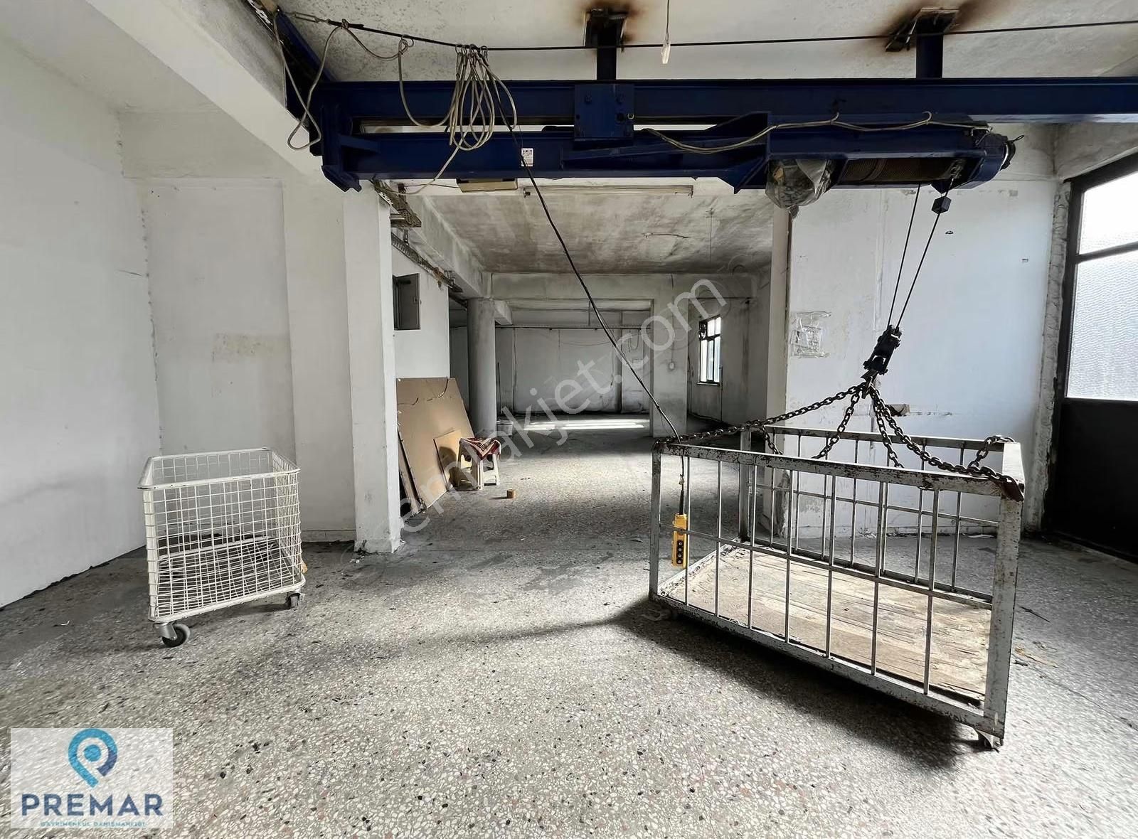 Yenibosna Merkez Mithatpaşa Caddesi Üzerinde Kiralık 400 M2 - Görsel 3