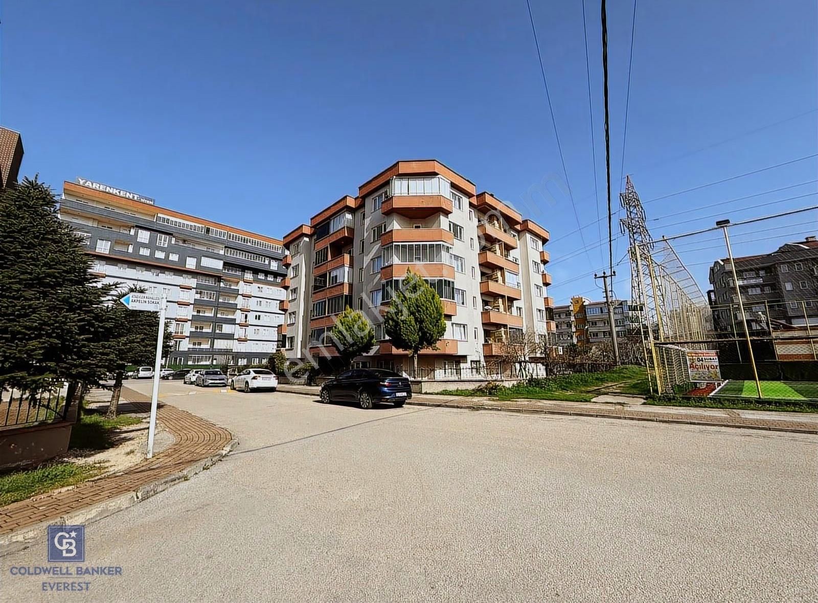 İzmir Yoluna Yakın Arakat 3+1 Daire