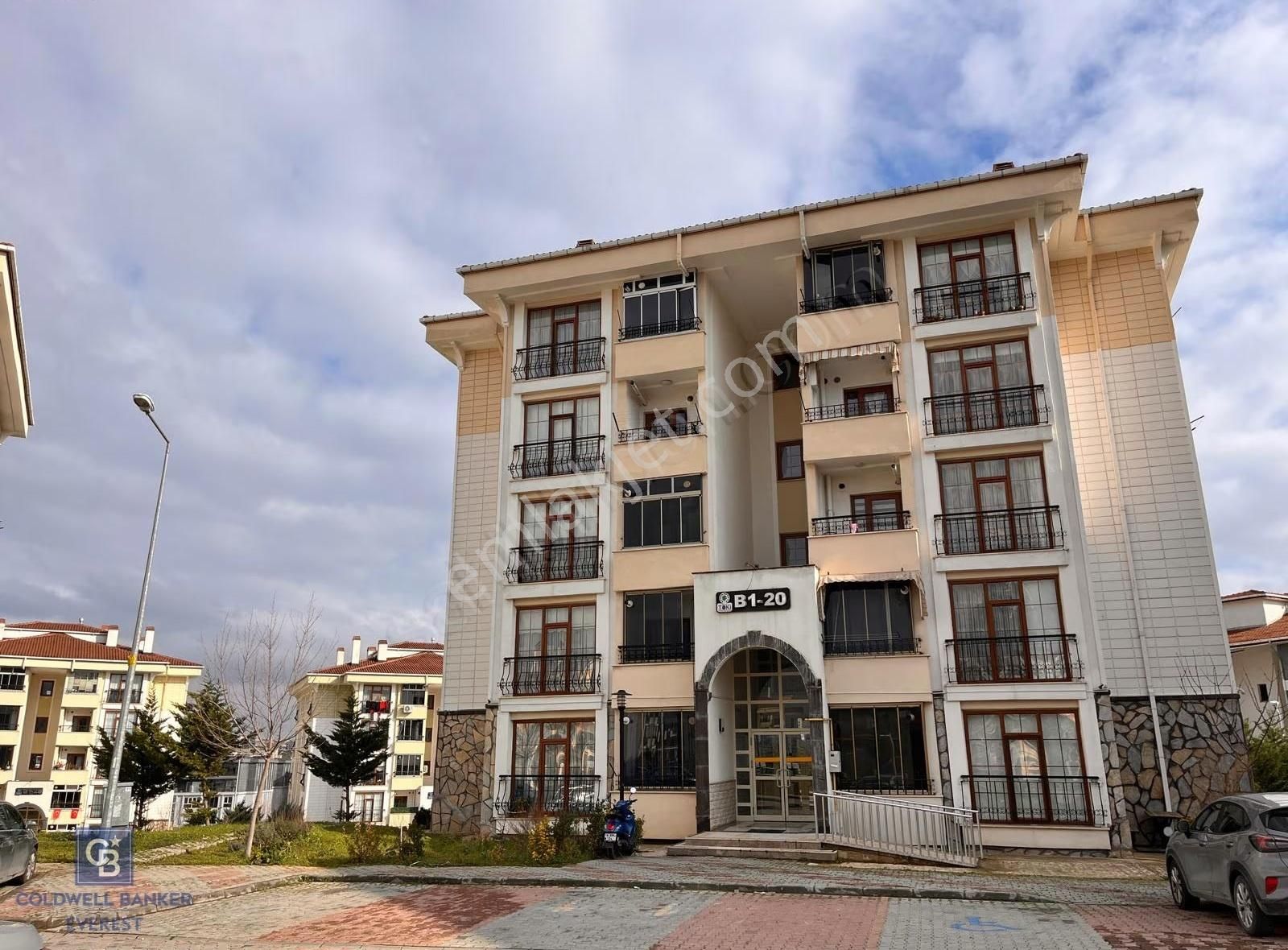 Bursa Balkan Toki Eşyalı 2+1 Taşınmaya Hazır Kiralık Daire