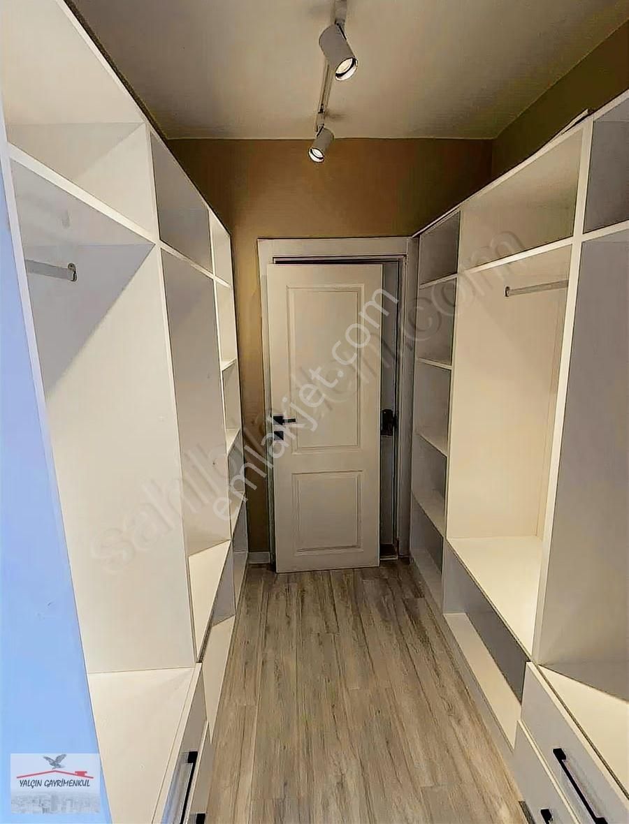 Atakent'te Muhteşem Lokasyonda Deniz Manzaralı Satılık 3+1 - Görsel 11